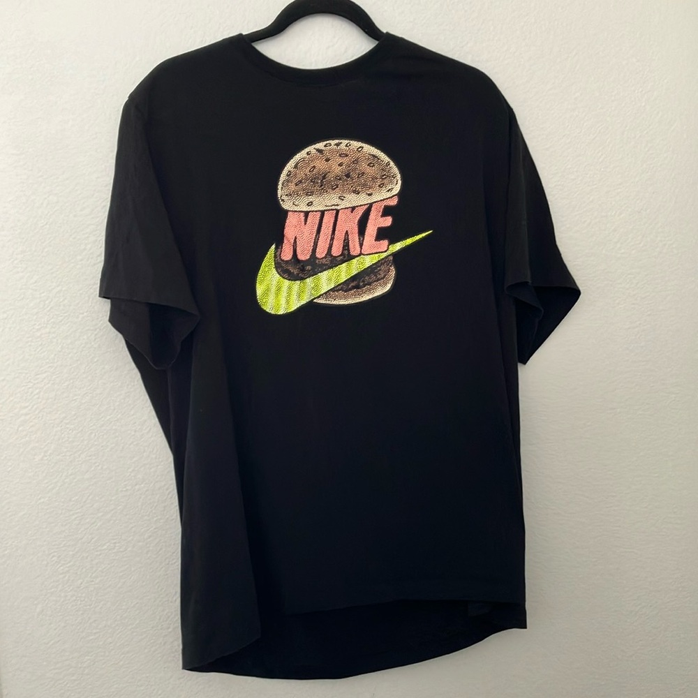 The Nike Tee Hamburger Bun Swoosh Logo Arm Cotton Graphic T shirt XXL